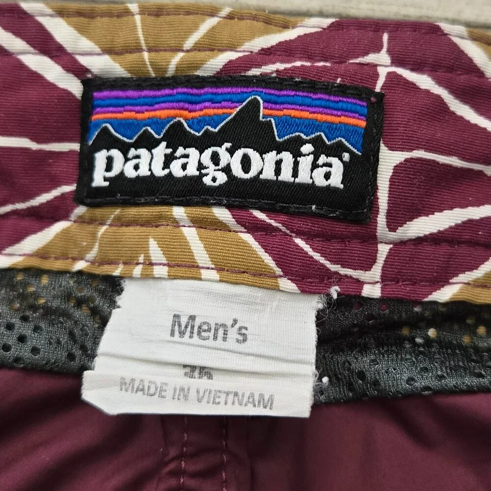 Patagonia Wavefarer Board Shorts Men's Lined Geo Surf‎ Pool Resort Travel 36